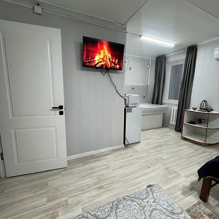 Ахметова 4 Leilighet Krasnoye Pole Eksteriør bilde